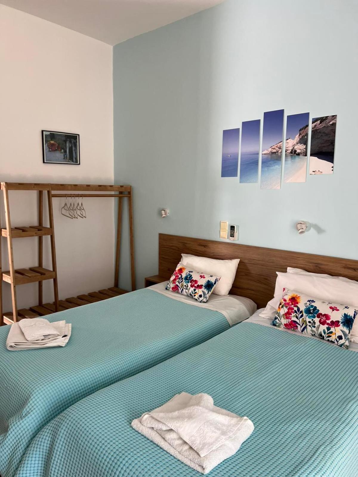 Milos Studios & Beach House Франгокастелло Экстерьер фото